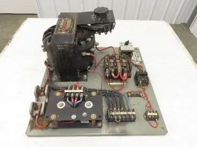 US Varidyne XR3-902410-D841 Exciter 22/440/550v 8/4/3amp 1Ph 1250 Frame 40vDC