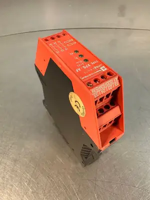 Telemecanique XPS-AF /Series B Safety Relay 24V-AC/DC +10%/-15% (4.2.5)