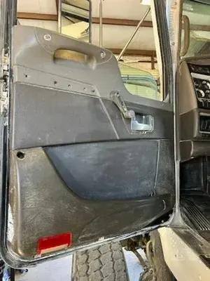 2011 KENWORTH T800 Industrial Vacuum Trucks | Crossford Machinery Group (5)