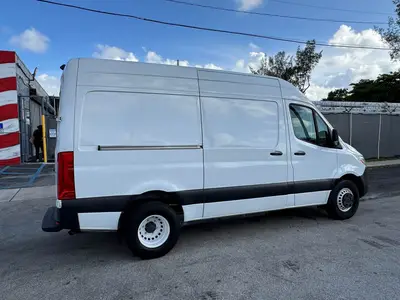 Used 2019 FREIGHTLINER SPRINTER 3500 Tractors & Trailers Florida US | Truck and Van Outlet #1506260