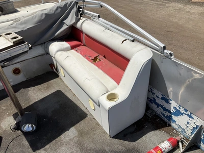USED 1979 CREST 29-22