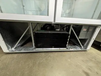 USED BEVERAGE-AIR CFG48-5