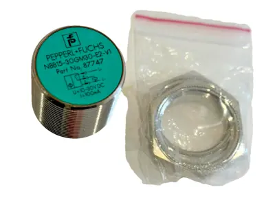 NEW PEPPERL & FUCHS NBB15-30GM30-E2-V1 INDUCTIVE SENSOR