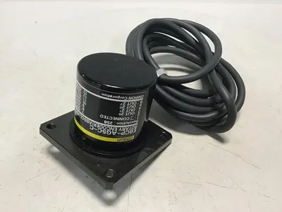 USED OMRON E6CPAG5CC