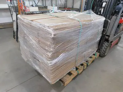 Full Pallet of Laminate Flooring – Mohawk Brand