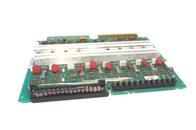 USED GENERAL ELECTRIC IC600YB904A OUTPUT BOARD