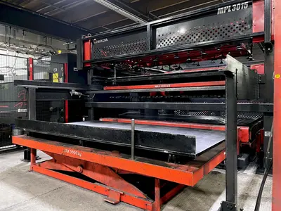 Used 2015 AMADA LCG-3015 AJ FIBER Laser Cutters Illinois US | Machine Factory Outlet #1264060