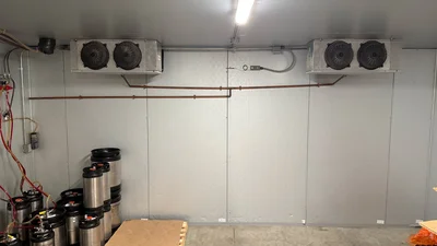 Walk-in Cooler (30x22)