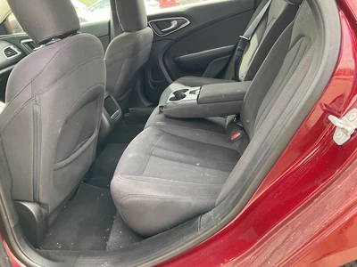 USED 2015 CHRYSLER 200