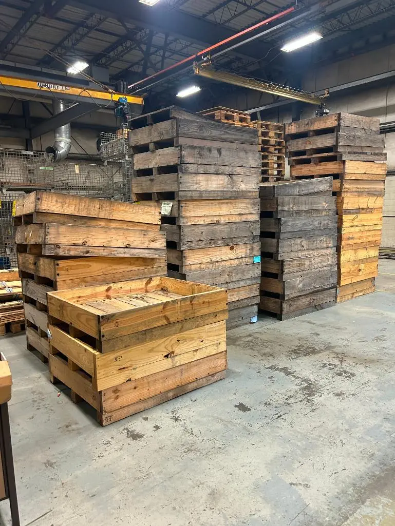 Used _UNKNOWN_ _UNKNOWN_ Shipping Containers Virginia US | Myron Bowling Auctioneers Inc #1562011