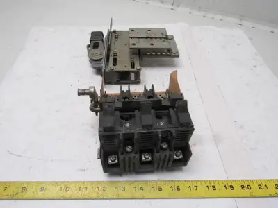 Cutler Hammer C360NC 30A 3 Pole Disconnect Switch W/Operator