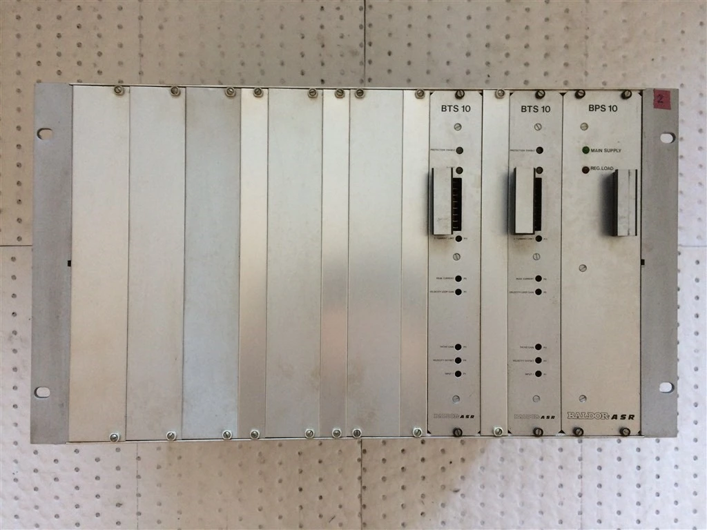 USED LVD C3939244, CONSISTING OF 3 PARTS:-RACK AC DRIVERS