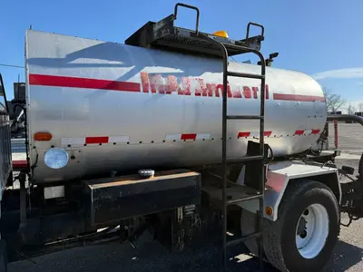 Used 1998 FORD F-SERIES F800 Tanker trucks Kentucky US | Proxy Equipment #1426118