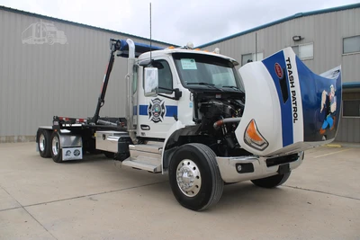 Used 2027 PETERBILT 548 Hooklifts & Roll-Offs Texas US | Roll Off Truck World #1491992