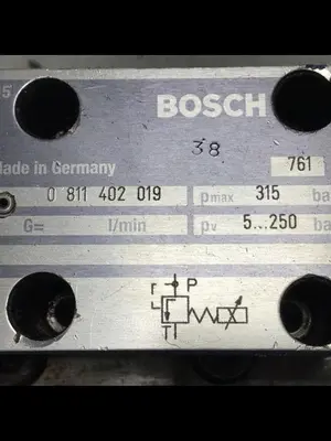 USED BOSCH 0 811 402 019