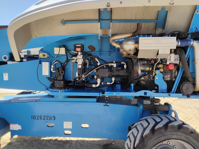 USED 2014 Genie S-85