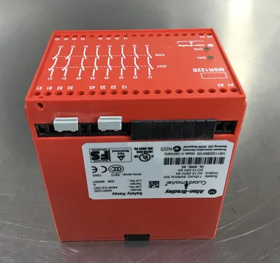 Allen Bradley 440R-E21357 GuardMaster Relay MSR122E 115VAC 3W 5D-15