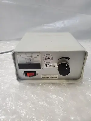 LEITZ 050-262 LEICA MICROSCOPE POWER SUPPLY