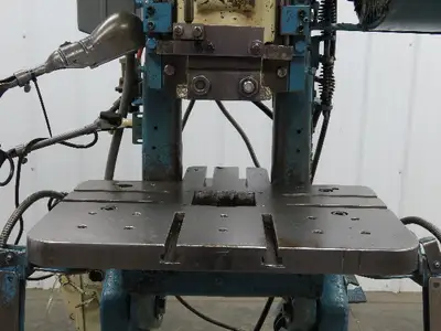L&J No 2 Mechanical OBI Punch Press 18 Ton 2" Stroke 6" Throat 1.5Hp 3Ph