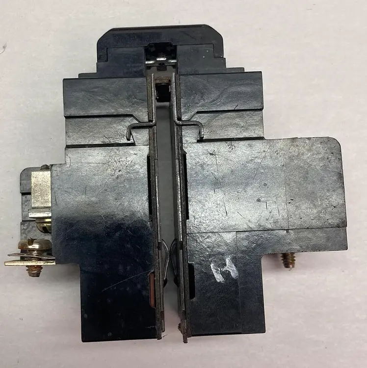 Used ITE P230 Circuit Breakers | Surplus Asset Holdings #1188992