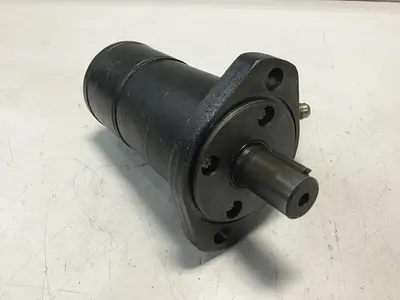 USED CHAR LYNN 101 2169 009