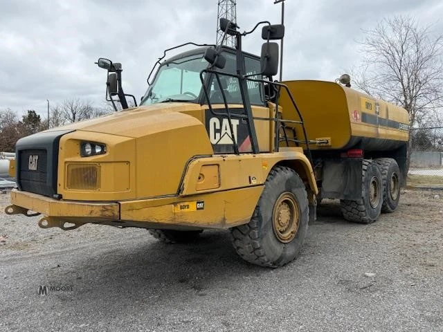 Used 2014 CATERPILLAR 725C Water Trucks Tennessee US | Moore Equipment #1517241