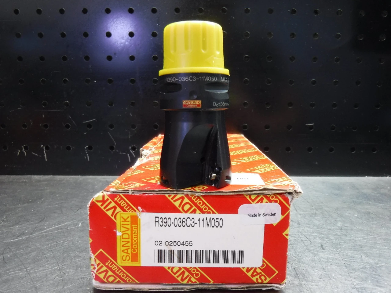 Sandvik Capto C3 36mm Indexable Endmill R390-036C3-11M050 (LOC1898B)