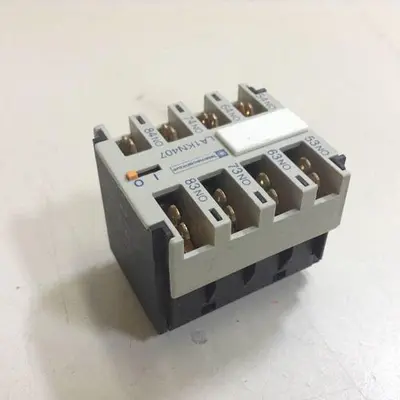 USED TELEMECANIQUE LA1KN407