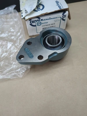 NEW Ami Bearings UCFB205-16CE
