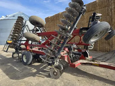 USED 2016 CASE IH 335 BARRACUDA