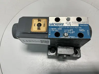 USED VICKERS DG4V-3-2A-M-U-HL7-60