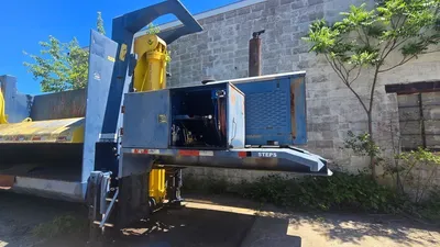 USED 2003 OVERBUILT 10