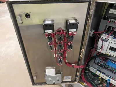 2016 EMPIRE AR300 Spiral Tipable Mixer | Harvest Equipment and Fabrication Inc (18)