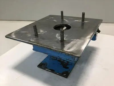 USED METAL FABRICATORS MAGNET