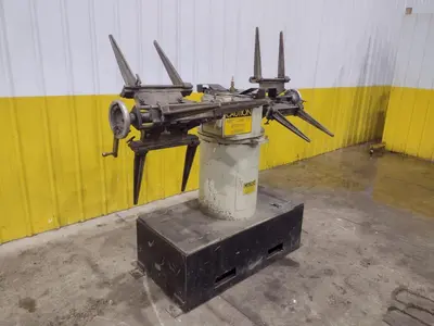 3,000 LBS C.W.P. MODEL #2.5 RD DUAL COIL REEL UNCOILER: YOBRO #25066