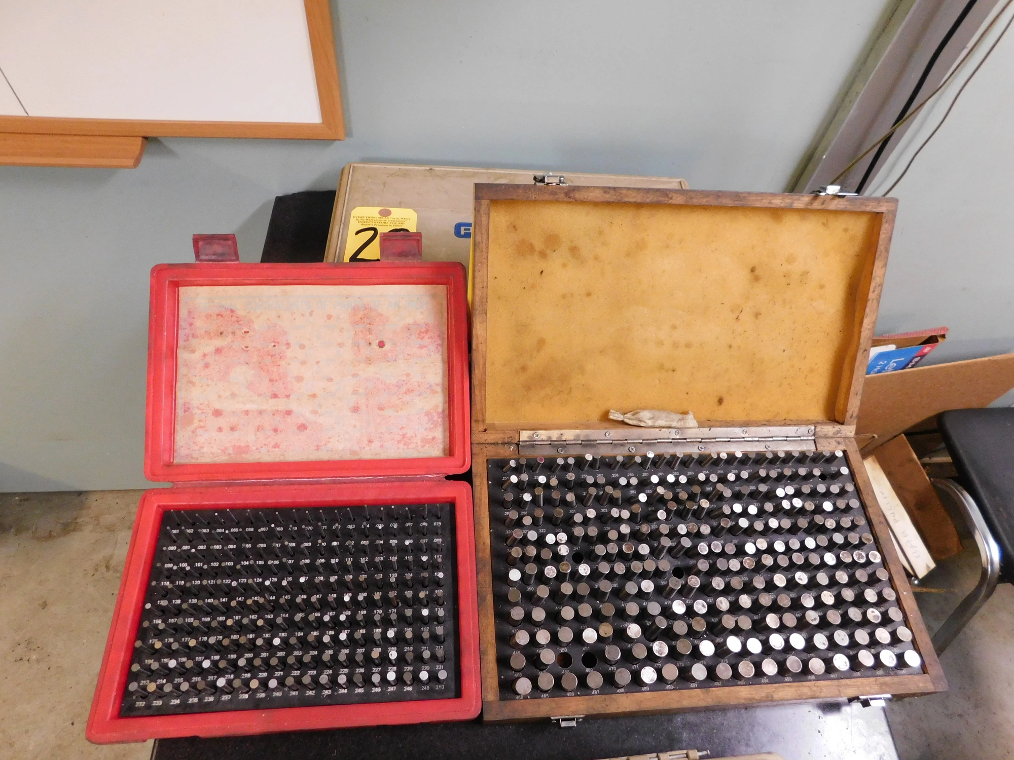 Used _UNKNOWN_ _UNKNOWN_ Pin & Plug Gages Indiana US | Thompson Auctioneers #1322629