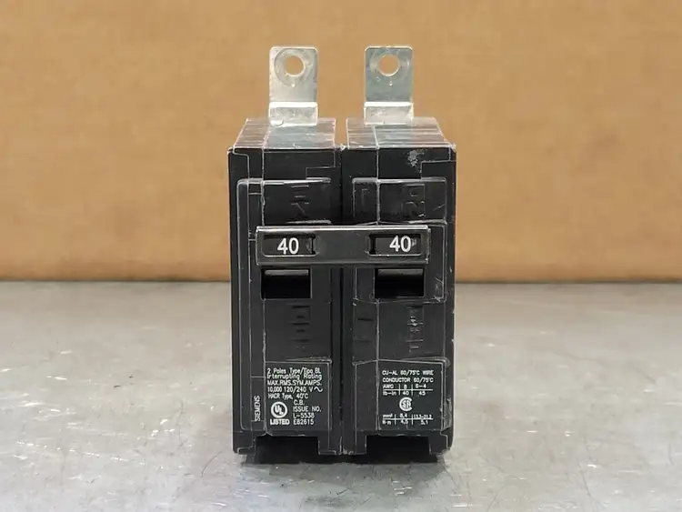 Used SIEMENS B240 Switchgears British Columbia CA | Lenmark #243299