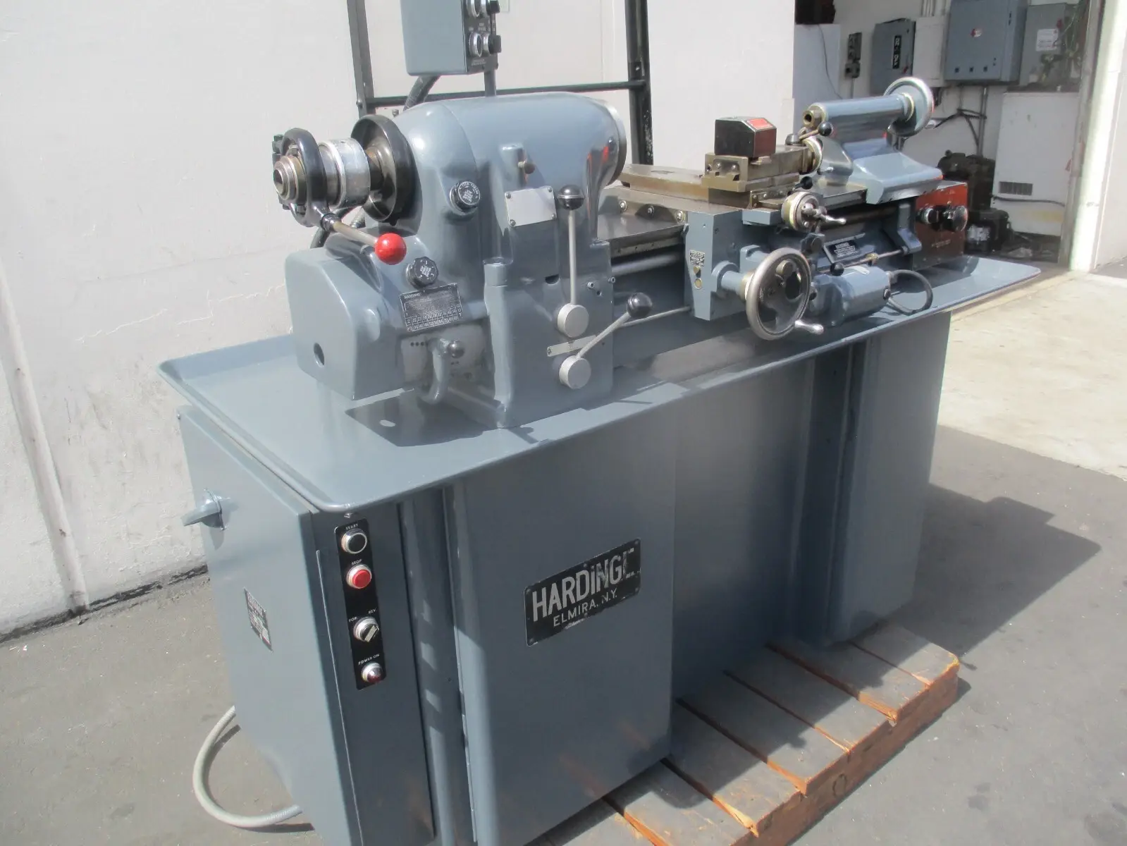 USED HARDINGE HLV-H