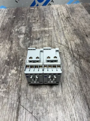 ALLEN BRADLEY 700-CF220* Electrical/PLC/Automation | ESS Industrial Equipment Sales (4)
