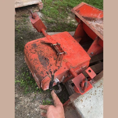 Syntron 15.5 in. x 45 in. Vibrating Pan Feeder