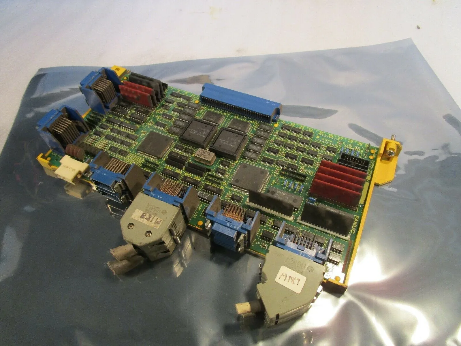 USED Fanuc A16B-2200-0390/09B