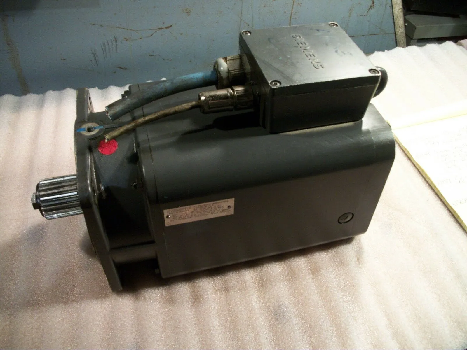 USED Siemens 1FT5102-0AC71-2