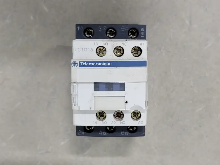 Used TELEMECANIQUE LC1D18B7 Switchgears British Columbia CA | Lenmark #239905