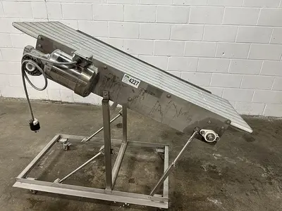 Incline Wire Conveyor
