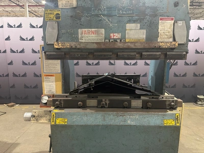 USED AMADA RG-35S