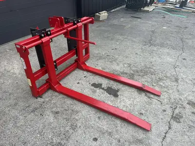 LMC Pin On Pallet Forks Pallet Forks | County Equipment Company LLC (8)
