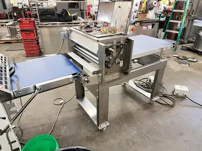 2009 RONDO SCMG50 Croissant Machine | Harvest Equipment and Fabrication Inc (6)