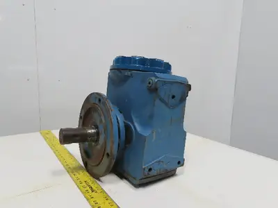 Sew KF76DT100L8/4 75.56:1 Ratio 11-22.5RPM 1.2/2.5 Gear Reducer