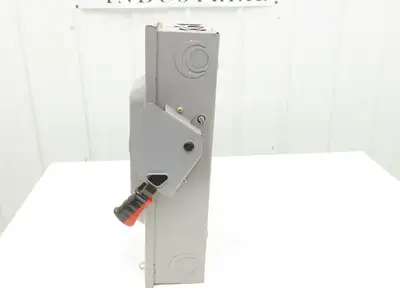 Square D HU363 Safety Disconnect Switch 100 Amp 600V 3 Pole Ph Non-Fusible