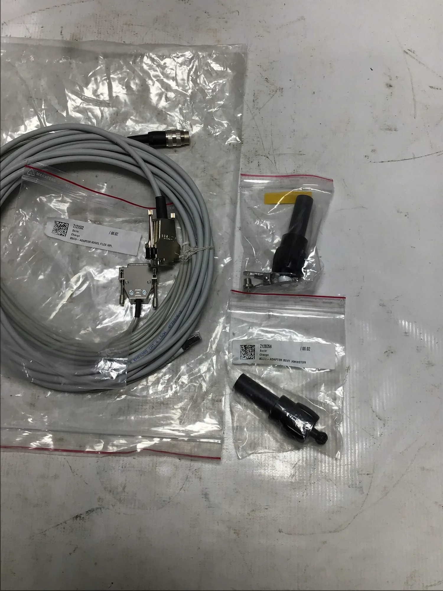 Kugel Series Z121532 Adapter System VGA to VGA Cable